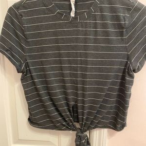lululemon cropped striped tee!!
